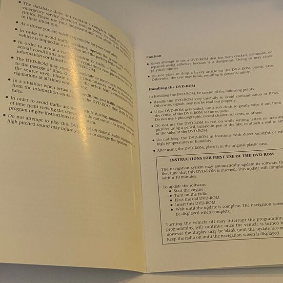 GM Cadillac Navigation Map Disc Version 1.0 Part Number 15906573U 86271-70V850 - Picture 10 of 13
